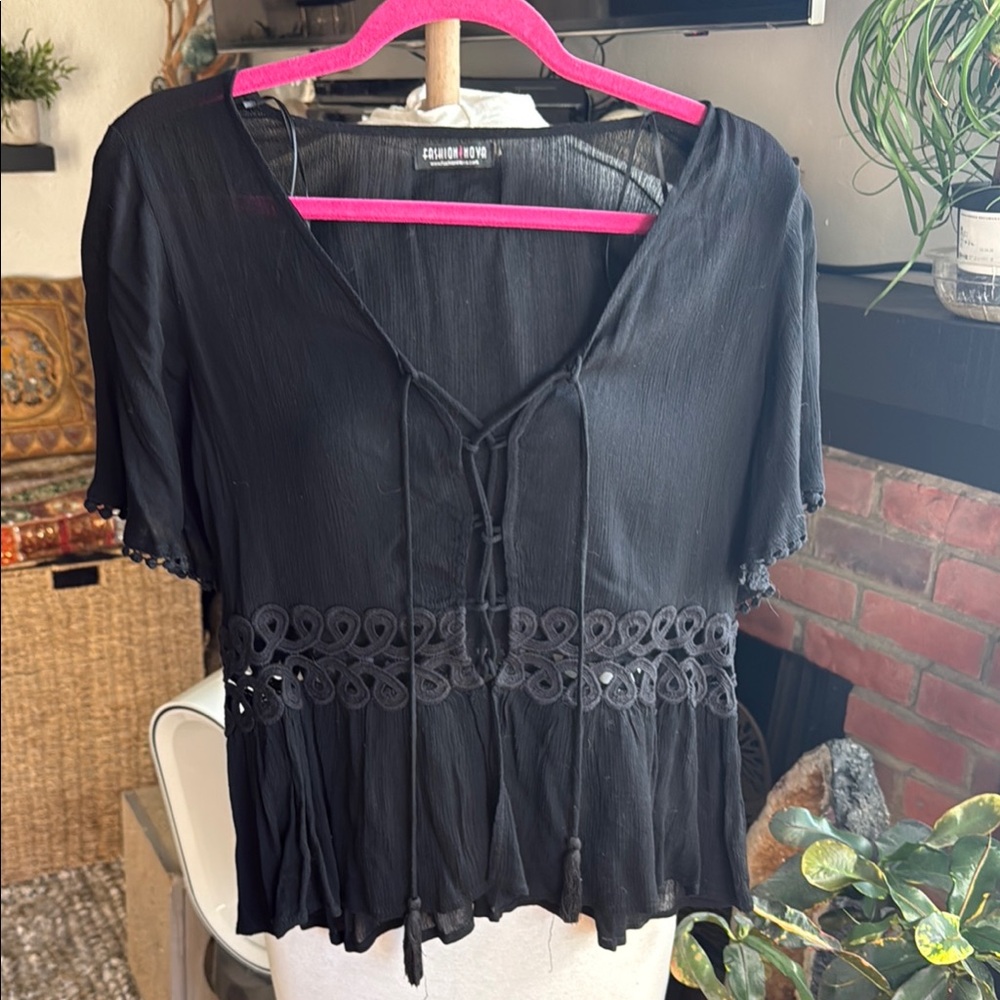 Fashion nova Black Tie Front Peplum Blouse